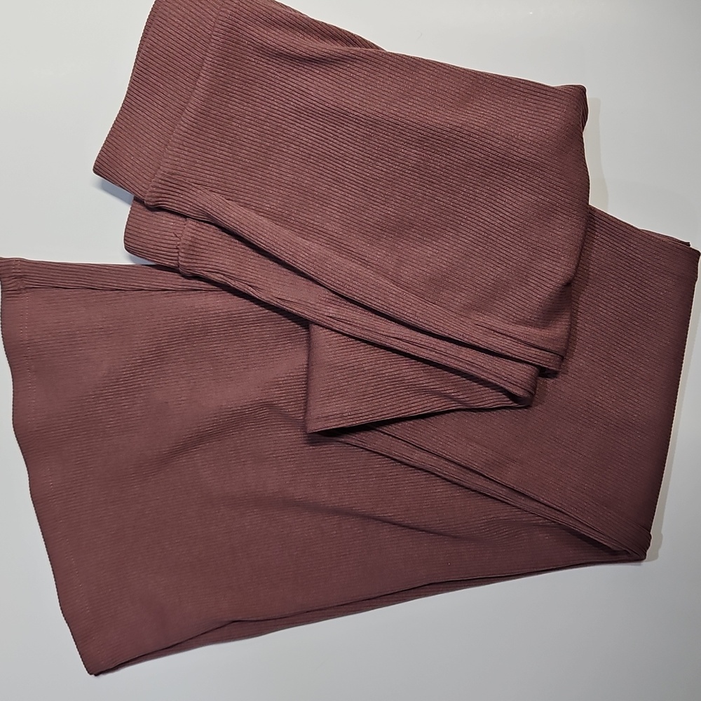 Zara Strech Ribbed Flare Pants